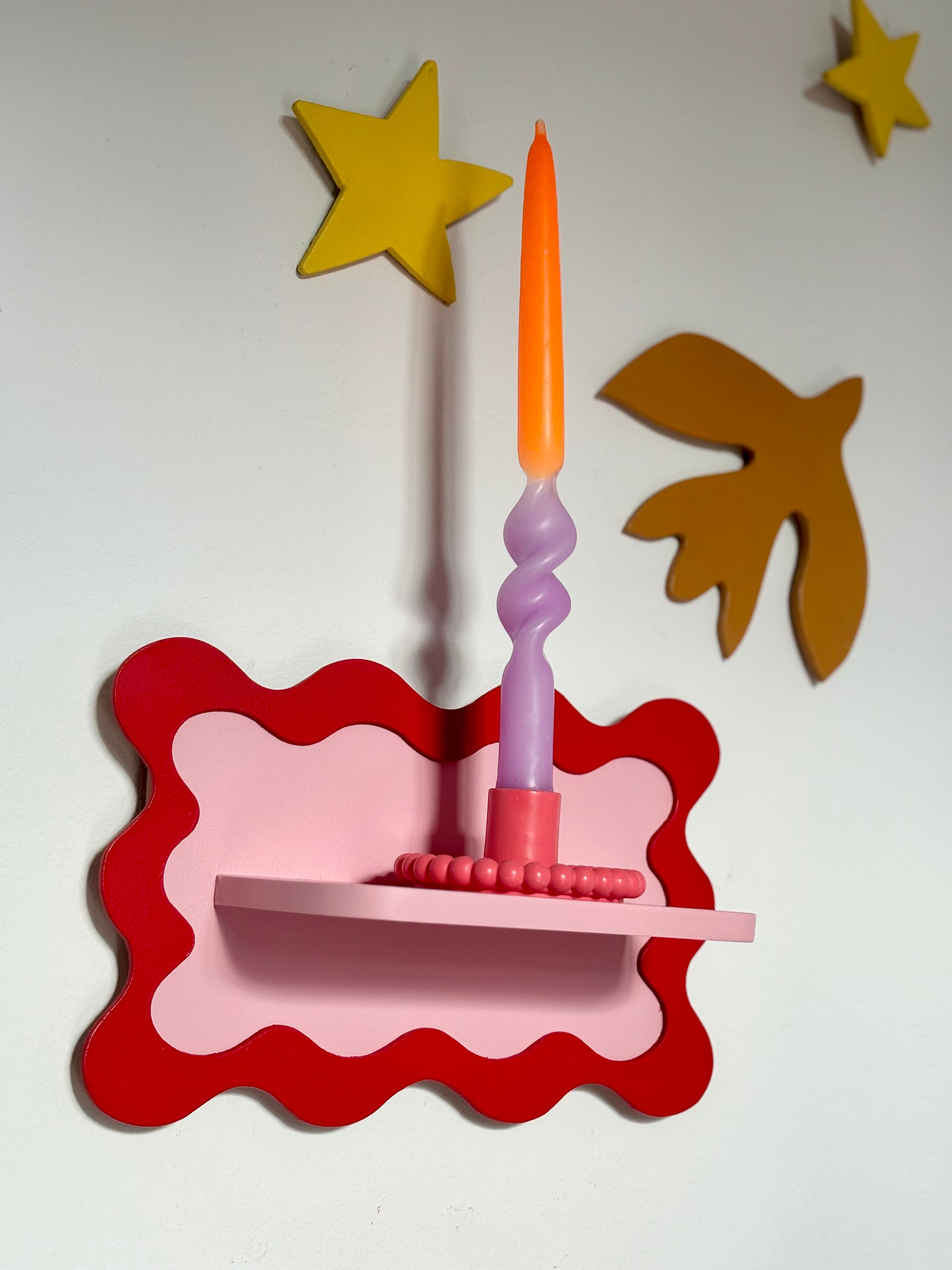 Estantería Wavy: Rojo y Rosa