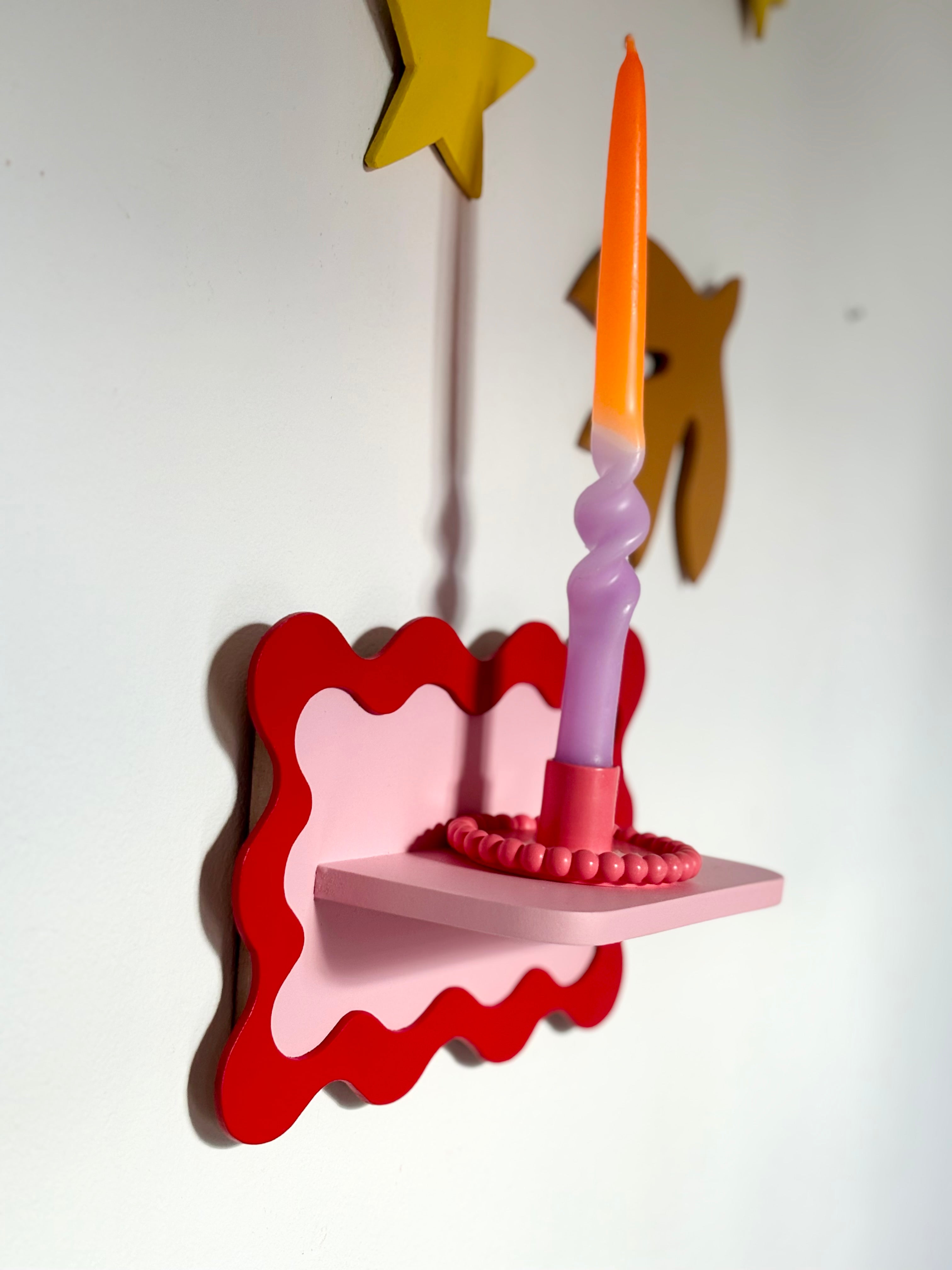 Estantería Wavy: Rojo y Rosa
