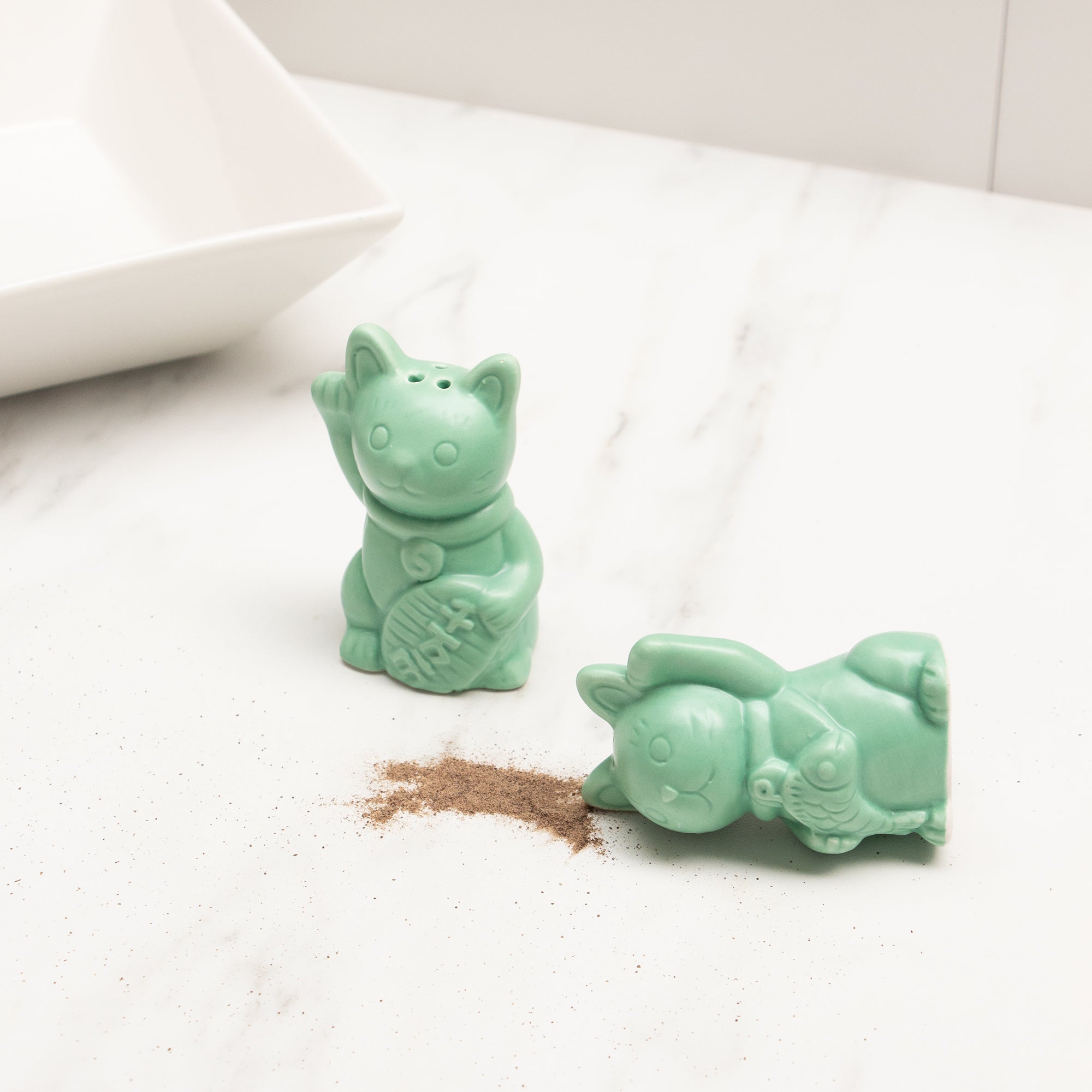 Lucky Cat: Sal y Pimienta